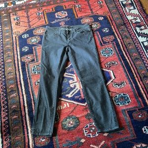 Prana size 6/ 28 women’s gray fade skinny pants with stretch.